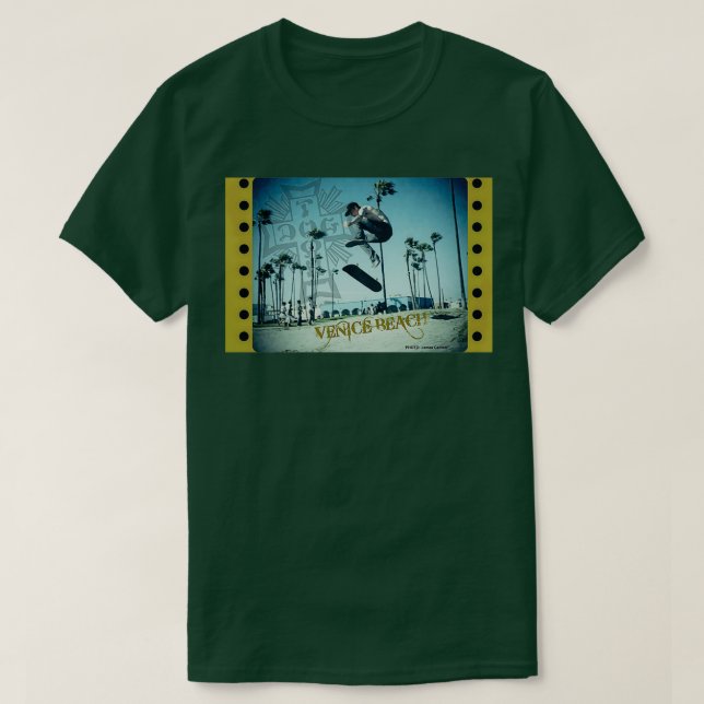 Skateboard Venedig Beach California Skateboardin T-Shirt (Design vorne)