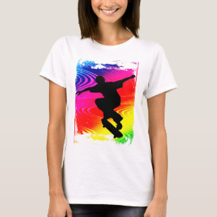 Skateboarding auf Regenbogen-Schmutz T-Shirt