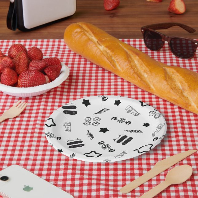 Skateboarding Party Paper Tellers 7" Pappteller (Picknick)