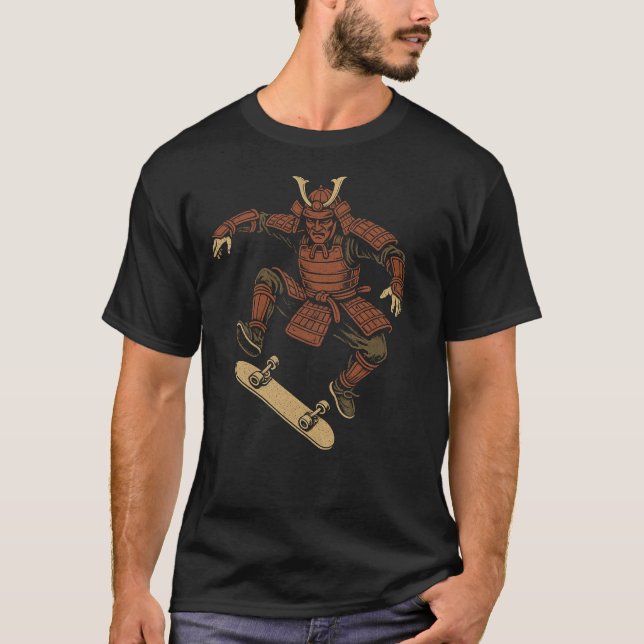Skateboarding Samurai – Urban Streetwear Design T-Shirt (Vorderseite)