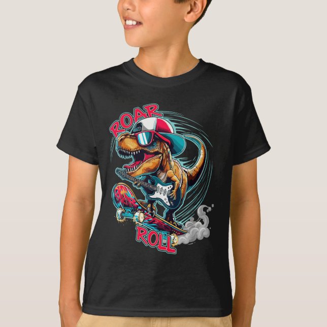 Skater Guitar T-rex Roar Roll Dinosaur For Boys Me T-Shirt (Vorderseite)