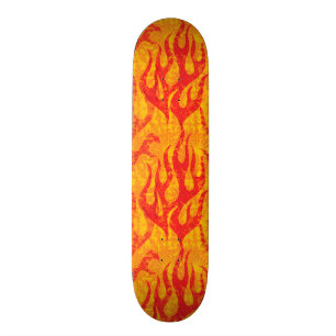 Skater-Jungen-Rot-Flammen Skateboard