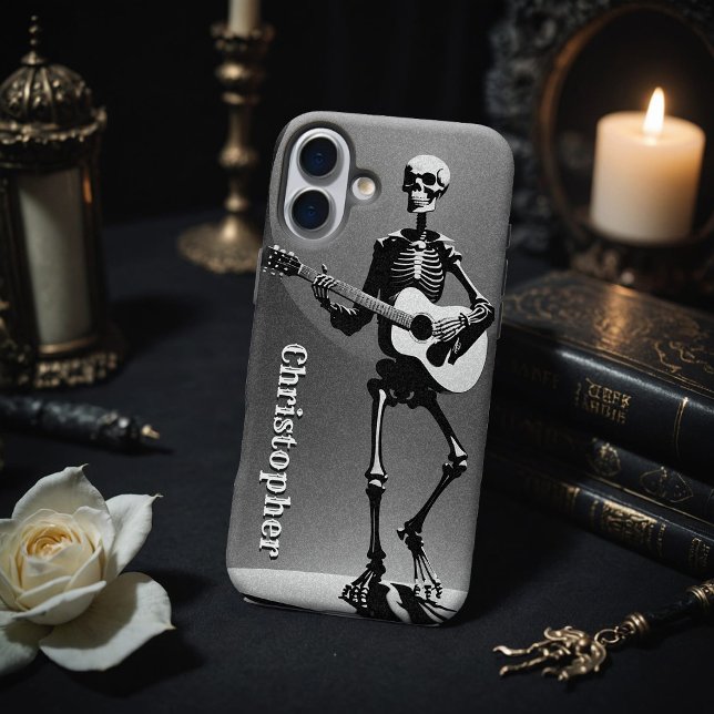 Skeleton Acoustic Guitar Schwarz-weiß Grainy Grung Case-Mate iPhone Hülle (creepy-cool skeleton playing acoustic guitar is a unique phone case for grunge nostalgia)