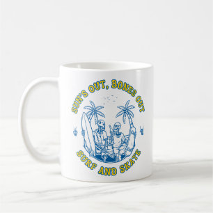 Skeleton Beach Vibes Surf und Skate Summer Design Kaffeetasse