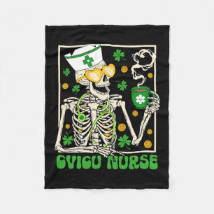 Skeleton Cvicu Nurse Coffee Kleeblatt St Patricks Fleecedecke