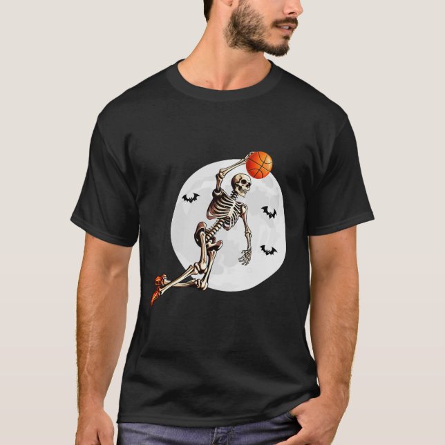 Skeleton Dunk Basketball Spieler Halloween Moon T-Shirt (Vorderseite)