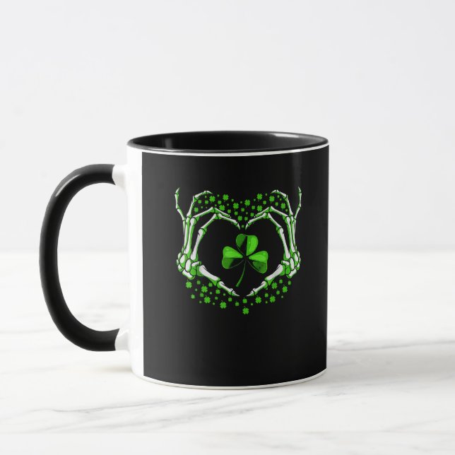 Skeleton Hand Heart Kleeblatt St Patricks Day Padd Tasse (Links)