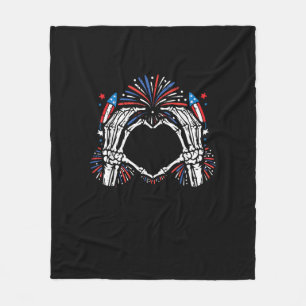 Skeleton Hand Heart USA Patriotic American Fleecedecke