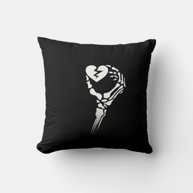 Skeleton Hand Holding Herz Kissen (Vorderseite)