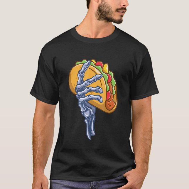Skeleton Hand Holding Taco Dia de Los Muertos Hall T-Shirt (Vorderseite)