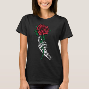 Skeleton Hand mit einem Halloween-Kostüm der Rote T-Shirt