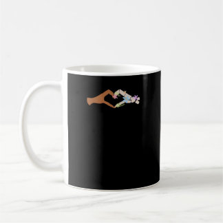 Skeleton Hands Heart Show Basic Kaffeetasse