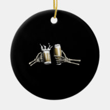 Skeleton Hands jubeln auf einem