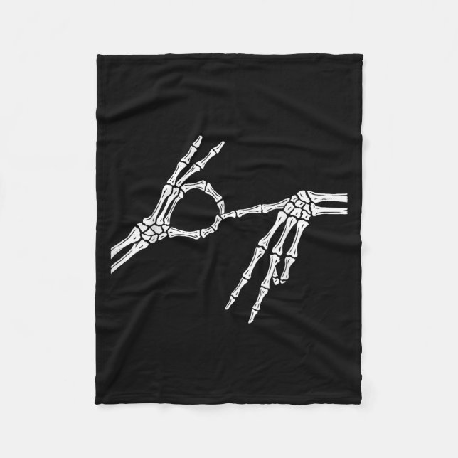Skeleton Hands Six Seven 6 7 Halloween Costume Men Fleecedecke (Vorderseite)