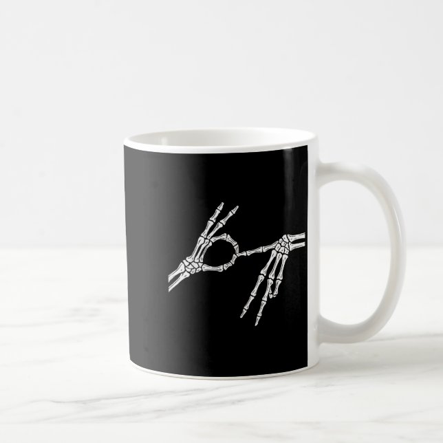 Skeleton Hands Six Seven 6 7 Halloween Costume Men Kaffeetasse (Rechts)