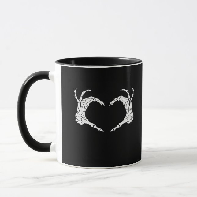 Skeleton Heart Hands Classic Tasse (Links)