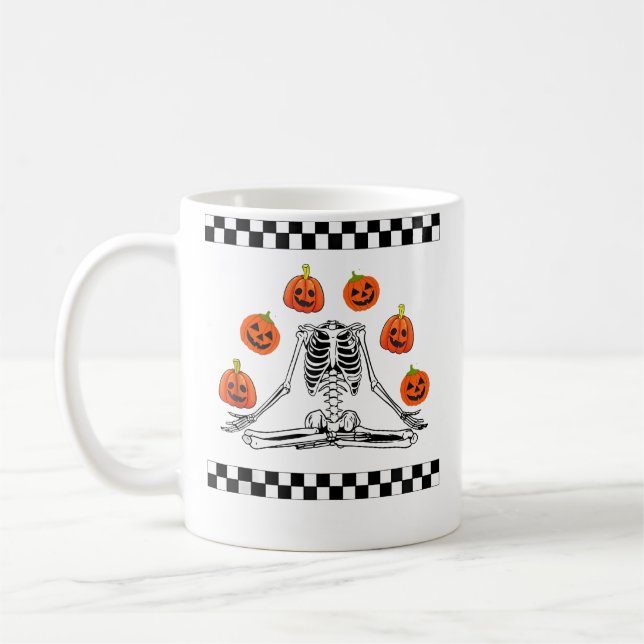 Skeleton Juggling Pumpkin Head Funny Skeleton Hall Kaffeetasse (Links)