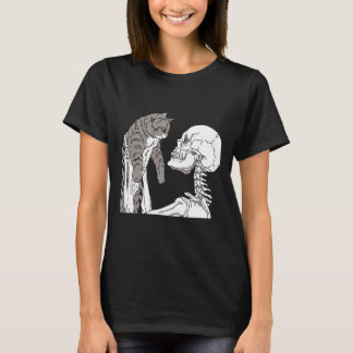 Skeleton mit einem katzenartigen Halloween-Kostüm  T-Shirt