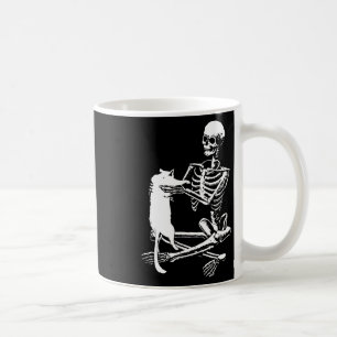 Skeleton mit einem katzenartigen Shirt, ein katzen Kaffeetasse