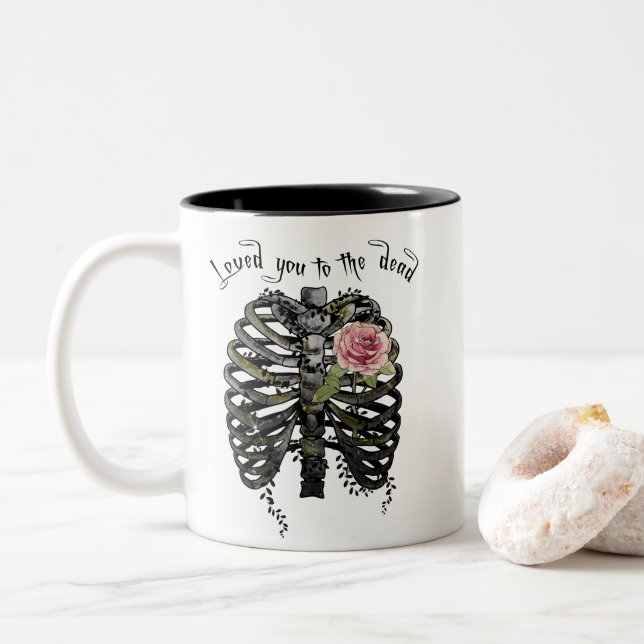 Skeleton Ribcage Liebe Sie zu Tote Zweifarbige Tasse (Mit Donut)