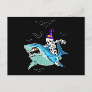 Skeleton Riding Shark Funny - Crazy Halloween Gesc Postkarte