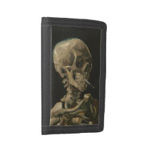 Skeleton Schädel mit brennender Zigarette durch