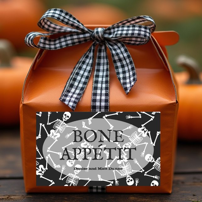 Skeletons BONE APPÉTIT Rechteckiger Aufkleber (BONE APPÉTIT personalized rectangular black stickers with dancing skeletons)