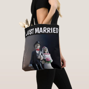 SKELETT-PAAR HEIRATETE EBEN ERST HOCHZEITSTASCHE