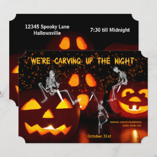 Skelette, die das nächtliche Halloween-Party aufkl Einladung