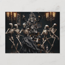 Skelette tanzen um den Christbaum Postkarte
