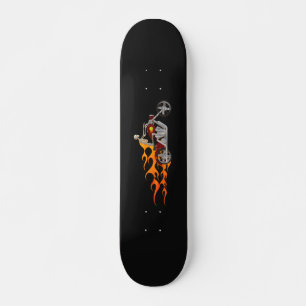Skelettfahrrad mit Flammen: Skateboard
