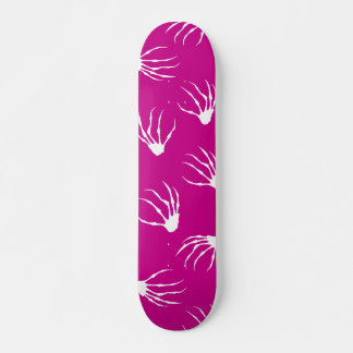 Skelettgriff - Hot Pink Skateboard