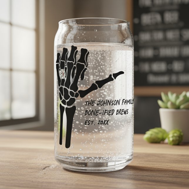 Skeletthand mit Diamantring Dosenglas (Skeleton Hand With Diamond Ring Can Glass)