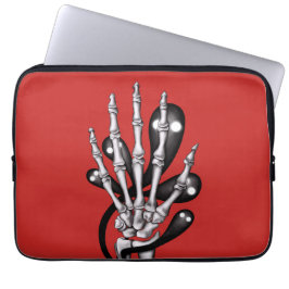 Skeletthand mit Geistern Laptopschutzhülle