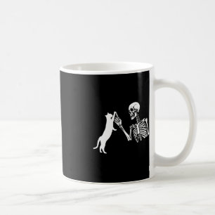 Skeletthand Playing Cat Funny Halloween Kostüm Kaffeetasse