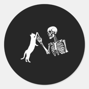 Skeletthand Playing Cat Funny Halloween Kostüm Runder Aufkleber