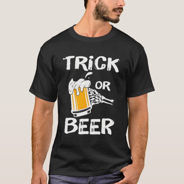 Skeletthandtrick oder Bier T-Shirt (Vorderseite)