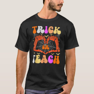 Skeletthandtrick oder Teach Ghost Lehrer Hallowon T-Shirt