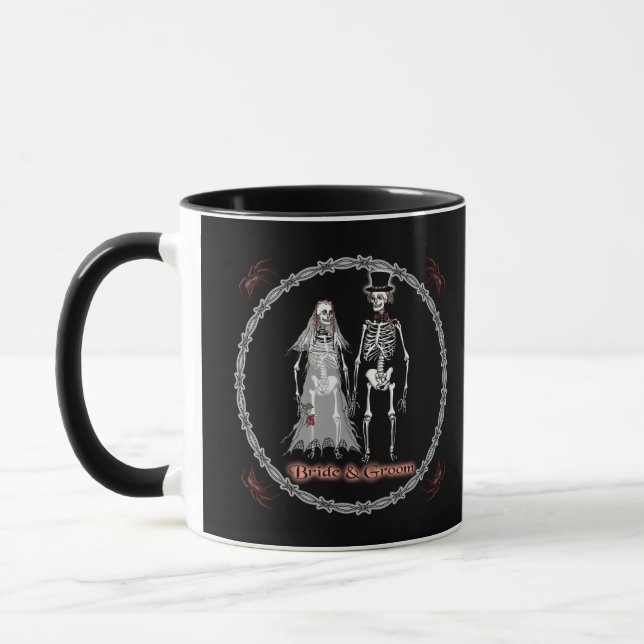Skelettheißung Tasse (Links)