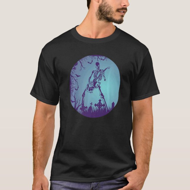 Skeletton, das Elektrische Gitarre Solo in Moonlit T-Shirt (Vorderseite)