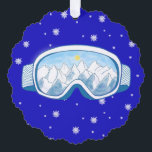 Ski Goggles Snowflake Tanz Ornament Karte<br><div class="desc">Ski-Schluchten mit Bergreflektion. Ski-Brille und Snowflake-Muster auf blauem Hintergrund. Verspieltes Sport Winter Design.</div>