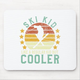 Ski Kids Funny Young Vintag Skier und Ski Liebe Mousepad