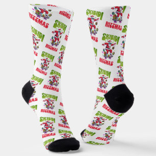 Skibidi Rizzmas Santa auf seinem Skateboard  Socken