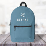 Skier Icon Motif Minimal Blau Bedruckter Rucksack<br><div class="desc">Ein individuelles Design auf blauem Hintergrund mit einem weißen Skilanglaufsymbol,  das leicht durch das Hochladen eines eigenen Logos,  Bildes oder Motivs ersetzt werden kann! Der personalisierte Monogramm-Name in der weißen,  modernen Blocktypografie kann durch Ihren eigenen Namen oder benutzerdefinierten Text ersetzt werden. Das perfekte Geschenk oder Accessoire!</div>