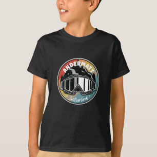 Skifahren in Andermatt Schweiz T-Shirt