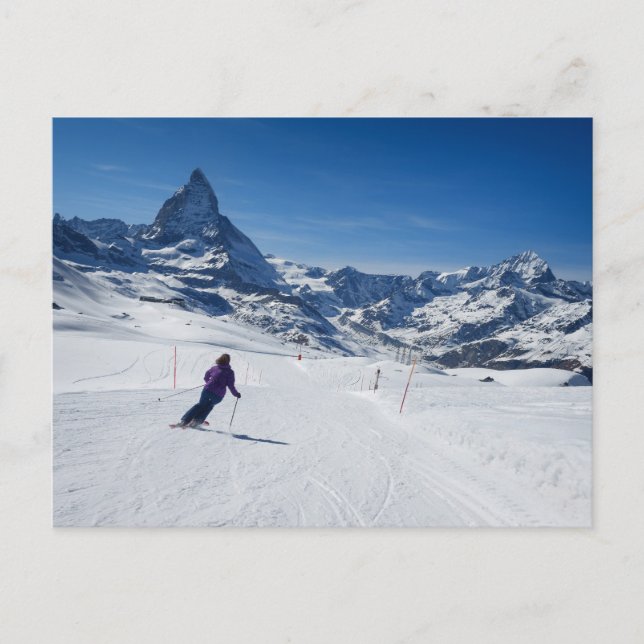 Skifahren mit Matterhorn in Zermatt, Schweiz Postkarte (Vorderseite)
