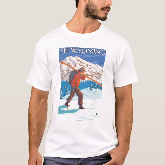 Skifahrer-tragende Schnee-Skis - Wyoming T-Shirt (Vorderseite)