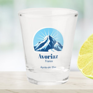 Skigebiet Avoriaz Haute-Savoie Frankreich Schnapsglas