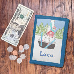 Skisprung Kuh Kid Wallet Tri-fold Geldbeutel<br><div class="desc">Lehren Sie Ihr Kind mit diesem niedlichen Geldbeutel mit unserer Schweizer Cartoon-Kuh Snowbell . Heute übt sie ihre Skispringfähigkeiten. Achten Sie darauf,  es mit dem Namen Ihres Kindes zu personalisieren :) © ArianeC Illustrations-Alle Rechte vorbehalten</div>