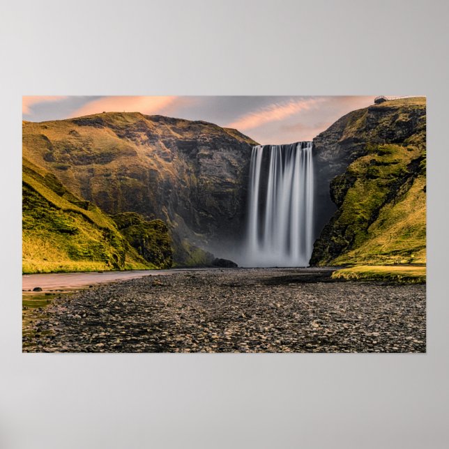 Skogafoss Wasserfall am Morgen Sonnenaufgang Poster (Vorne)